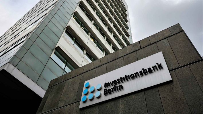 Der Eingang der Investitionsbank Berlin (IBB). (Foto: Fabian Sommer/dpa)
