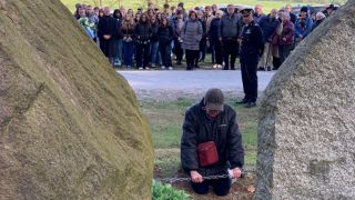 Jedes Jahr im April versammelt sich eine italienisch-deutsche Trauergemeinde in Nichel bei Treuenbrietzen. (Quelle: rbb/Piwon)
