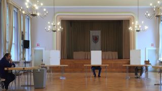Blick am 14.09.2014 in ein Wahllokal zur Landtagswahl in Rathenow (Brandenburg).
