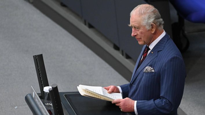 König Charles III. hält eine Rede im Bundestag © IMAGO / Christian Spicker