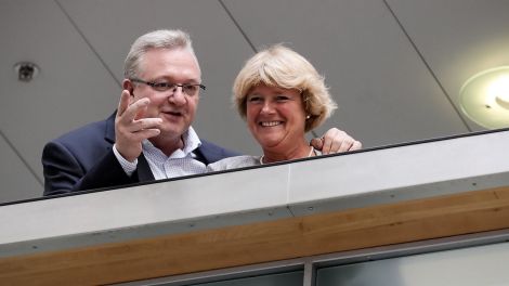 Monika Grütters, Kulturstaatsministerin des Bundes, und Frank Henkel, noch amtierender CDU-Landeschef (Quelle: dpa/Michael Kappeler)