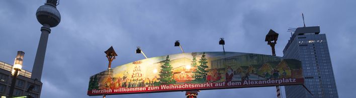 Weihnachtsmarkt am Alexanderplatz (Quelle: imago/STPP)