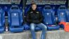 Unions damaliger Trainer Jens Keller sitzt alleiner auf der Bank im Bochumer Stadion (Foto: imago sportfotodienst / Matthias Koch)