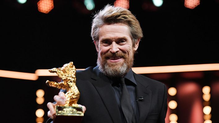 Der Schauspieler Willem Dafoe wird mit dem Goldenen Ehrenbären der Berlinale für sein Lebenswerk ausgezeichnet. (Quelle: dpa/Maurizio Gambarini)