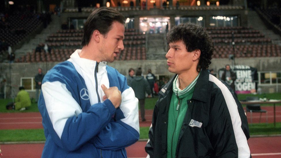1995: Fußball-Länderspiel Deutschland gegen Bulgarien im Berliner Olympiastadion (Quelle:imago/Sportfoto Rudel)