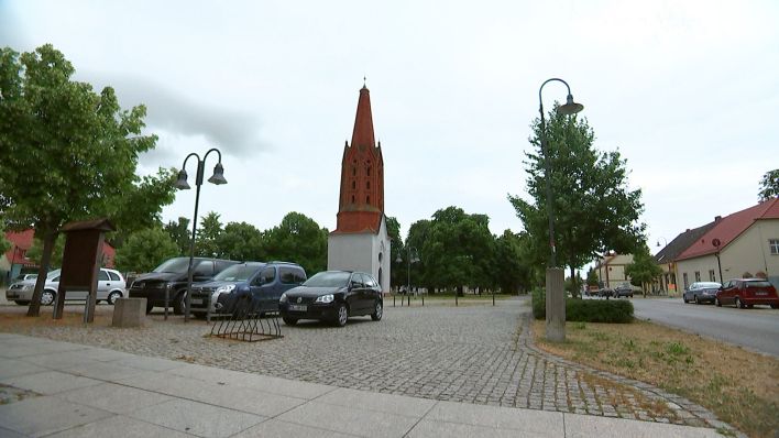 Ortskern von Letschin mit Schinkel-Turm