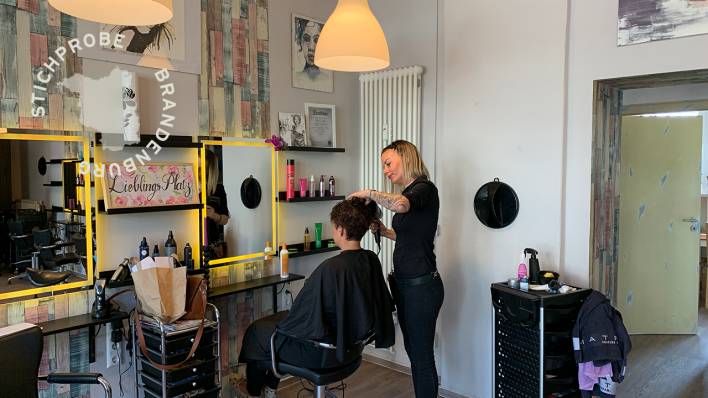 Friseur "Chic Saal" in Rathenow (Quelle: rbb|24/Chiara Kempers)