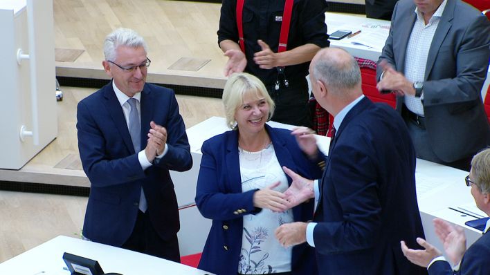 Die konstituierende Sitzung des Landtags: Ulrike Liedtke zur neuen Landtagspräsidentin gewählt (Quelle: rbb)