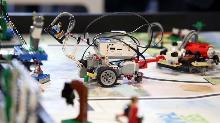 Archivbild vom 14.01.2017: Ein Lego-Modell, das an der "First Lego League" teilnimmt. (Quelle: imago-images/Pixsell)