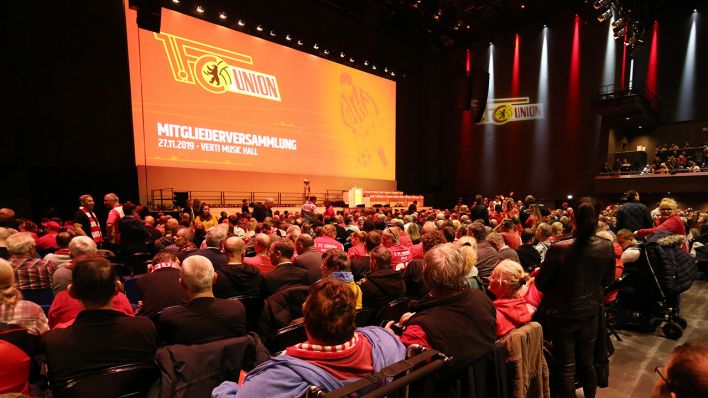 Am Mittwoch fand die Mitgliederversammlung von Union Berlin statt. Quelle: imago images/Contrast
