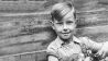 Archivfoto: Ein Kinderfoto von Wolfgang Joop, undatiert (Bild: dpa/Privat/Wolfgang Joop/Collection Rolf Heyne)