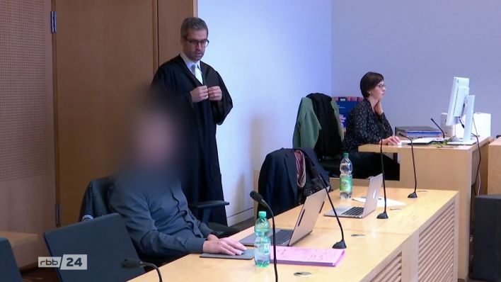 Im Korruptionsprozess am Landgericht Frankfurt (Oder) wurde der angeklagte Ex-Polizist freigesprochen. (Quelle: rbb24)
