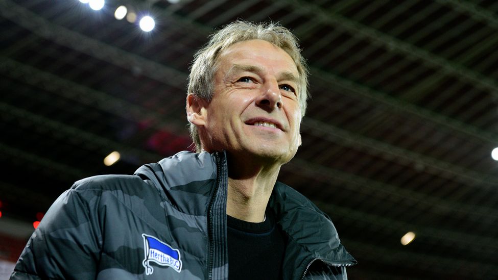Hertha-Trainer Jürgen Klinsmann (imago images/Uwe Kraft)