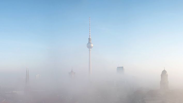 Berlin-Mitte, Panorama Morgenstimmung mit Nebel