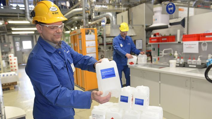 BASF in Schwarzheide schließt sich Aktion "Helping Hands" an. (Quelle: Steffen Rasche)