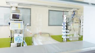 Das Klinikum Niederlausitz erweitert am Standort Senftenberg seine Intensivkapazitäten. Insgesamt sollen 40 Beatmungsplätze geschafften werden. (Quelle: Klinikum Niederlausitz/Steffen Rasche)
