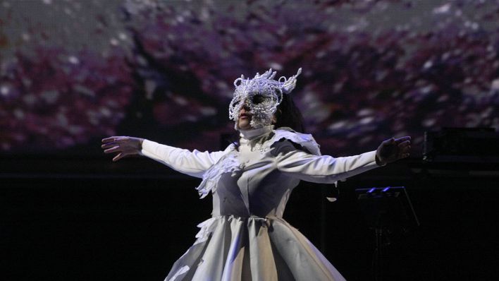 Björk spielt am 14.08.2019 ein Konzert in Mexiko (Quelle: imago images/ ZUMA Press)