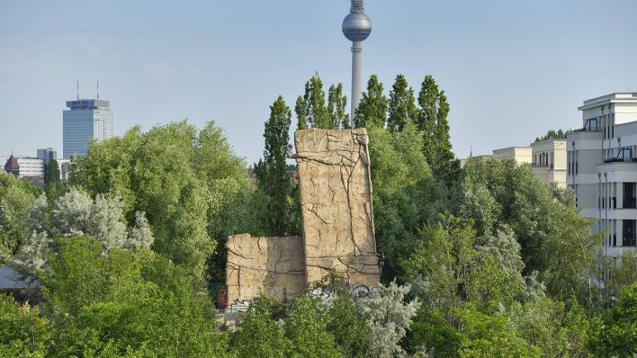Der Kletterturm Schwedter Nordwand im Mauerpark in Berlin (Quelle: imago images / Schöning)