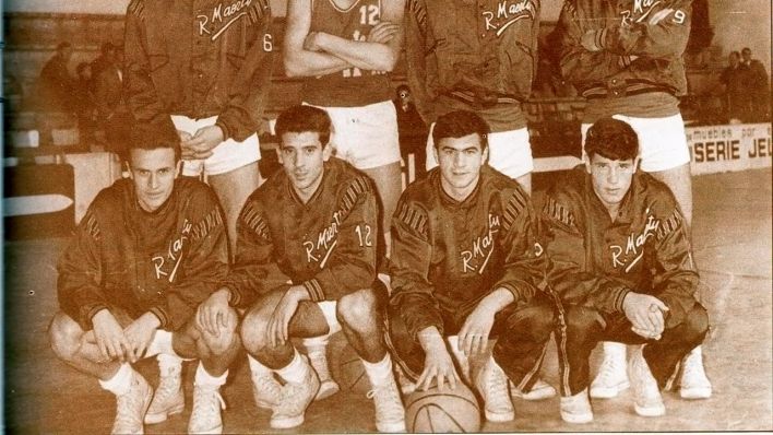 Aito Garcia Reneses (links), heutiger Cheftrainer von Alba Berlin, Anfang der 60er Jahre als Spieler von Club Baloncesto Estudiantes Madrid (1963-1968) (Quelle: Club Baloncesto Estudiantes).