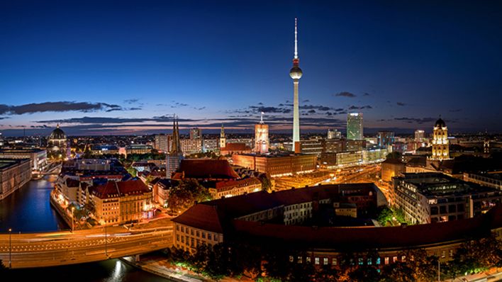 Panorama von Berlin-Mitte (Quelle: imago images/Sattler)
