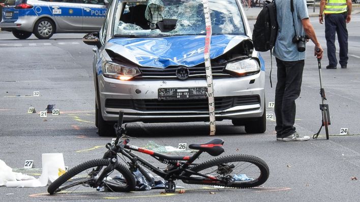 Unfall mit Polizeibeteiligung Potsdamer Straße Schöneberg (Quelle: Morris Pudwell)