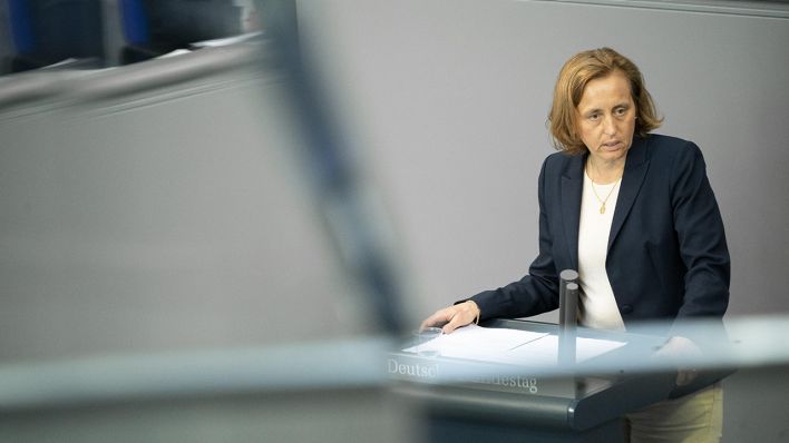 Beatrix von Storch im Portrait bei der 163. Sitzung des Deutschen Bundestags am 28.05.2020 in Berlin. (Quelle: dpa/Jens Krick)