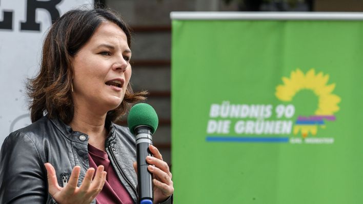 Annalean Baerbock, Co-Bundesvorsitzende der Grünen, bei einer Wahlveranstaltung (Quelle: Imago Images/Rüdiger Wölk)