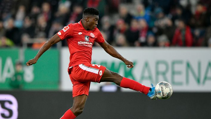 Taiwo Awoniyi spielte zuletzt für Mainz 05 (Quelle: imago images/Michael Weber)