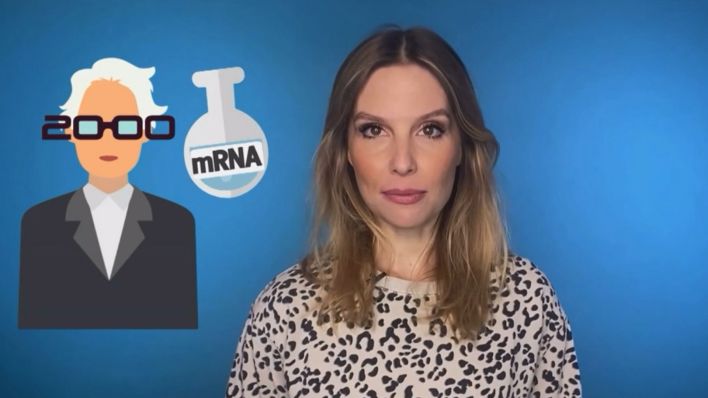 Dr. Julia Fischer erklärt den mRNA-Impfstoff. (Quelle: rbb)
