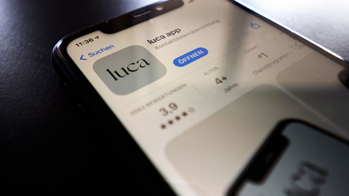 Die App Luca zur verschlüsselten Kontaktdatenübermittlung ist am 28.03.2021 auf einem iPhone installiert. (Quelle:dpa/Soeren Stache)