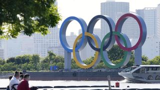 Die Olympischen Ringe in Tokio (Quelle: imago images/Kyodo News)