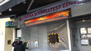 Corona-Schnelltestzentrum am Mehringdamm 44 in Berlin-Kreuzberg im Mai 2021. (Quelle: rbb/Ralf Ayen)