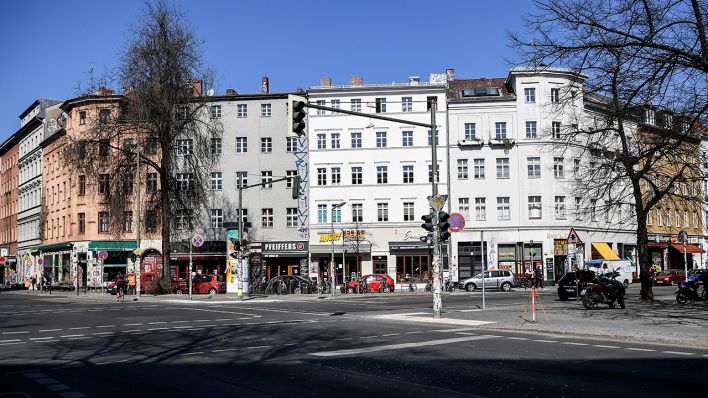 Heinrichplatz in Kreuzberg. (Quelle: dpa/Britta Pedersen)