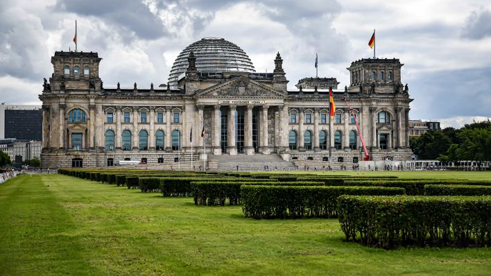 Das Reichstagsgebaeude am Platz der Republik am 21.07.2021. (Quelle: dpa/Lakomski)