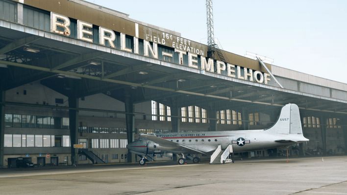 Tag der offenen Tür am 16.11.2017 auf dem ehemaligen Zentralflughafen Berlin Tempelhof. (Quelle: dpa/Mike Wolff, TSP)