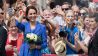 Catherine, die Herzogin von Cambridge, im sogenannten "Bad in der Menge" am 19.07.2017 (Bild: imago images/Ben Kriemann)