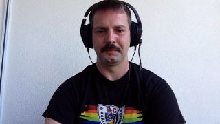 Christian Rudolph, Ansprechpartner der neuen Anlaufstelle für geschlechtliche und sexuelle Vielfalt des DFB. / rbb