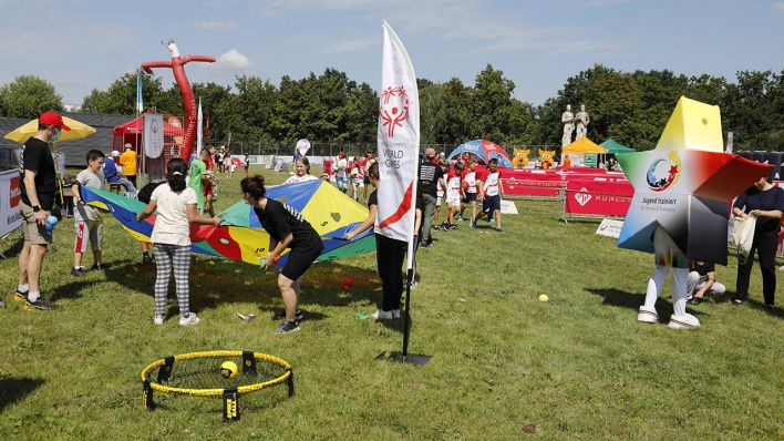 Jugend trainiert für Olympia & Paralympics in Berlin (Quelle: imago images/Metodi Popow)