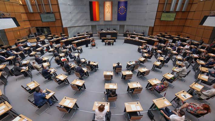 Der Plenarsaal des Berliner Abgeordnetenhauses am 19.08.2021. (Quelle: dpa/Jörg Carstensen)