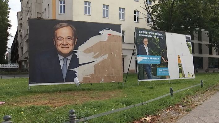 Zerstörte Wahlplakate in Berlin (Quelle: rbb)