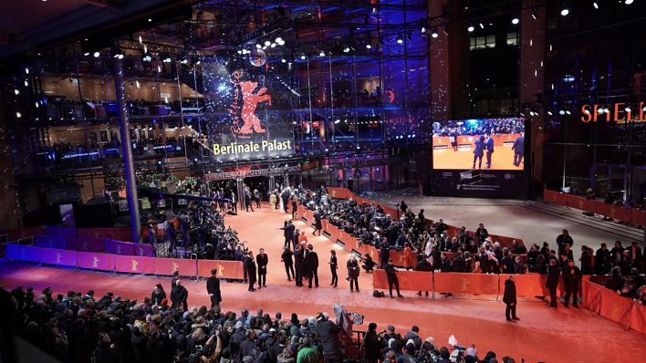 Blick auf den Berlinale Palast bei der feierlichen Eröffnung der Internationalen Filmfestspiele im Februar 2020 (Bild: dpa/Michael Kappeler