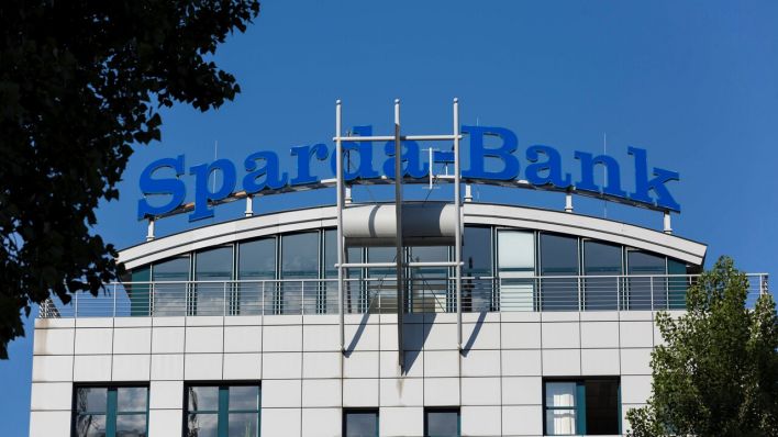 Zentrale der Sparda-Bank in Berlin (Bild: imago images/STPP)