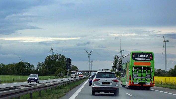 Verkehr auf der A24 bei Putlitz (Quelle: imago images/Sorge)