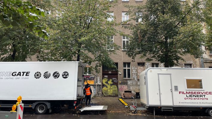 Ein Haus in der Schwedter Straße in Berlin ist bei Filmschaffenden beliebt. (Quelle: rbb|24/Nils Hagemann)