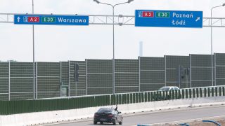 Archivbild: Autos auf der A2 zwischen Knootopa und Strykow, Polen am 7. Juni 2012. (Quelle: dpa/Grzegorz Michalowski)