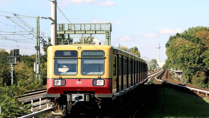 Die S-Bahn unterwegs Richtung Alexanderplatz (Quelle: Gudath)