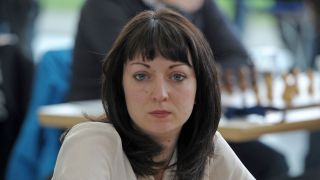 Die Schach-Großmeisterin Elisabeth Pähtz bei einem Turnier der deutschen Bundesliga. (Bild: picture alliance / Sport Moments/Lörz)