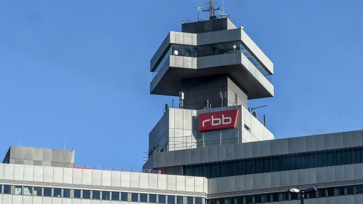 RBB-Fernsehzentrum in Berlin. (Quelle: imago images/Winfried Rothermel )