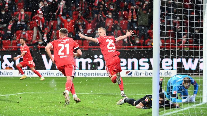 Unions Timo Baumgartl jubelt über seinen Treffer gegen RB Leipzig