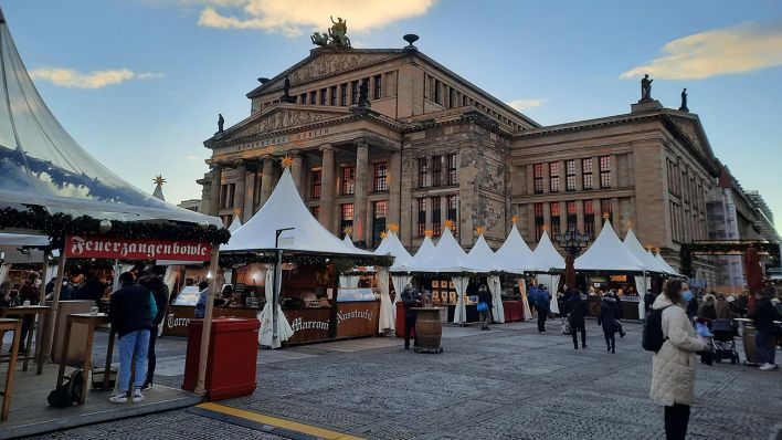Weihnachtsmarkt am Gendarmenmarkt (Quelle: rbb/Martin Adam)